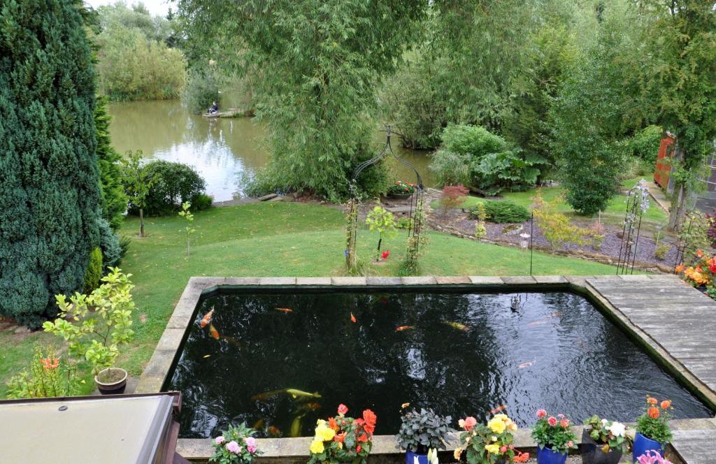 The Willows Bed & Breakfast York Exterior photo